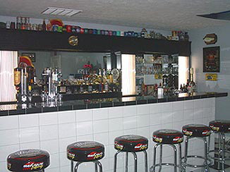Lisa's Bar House